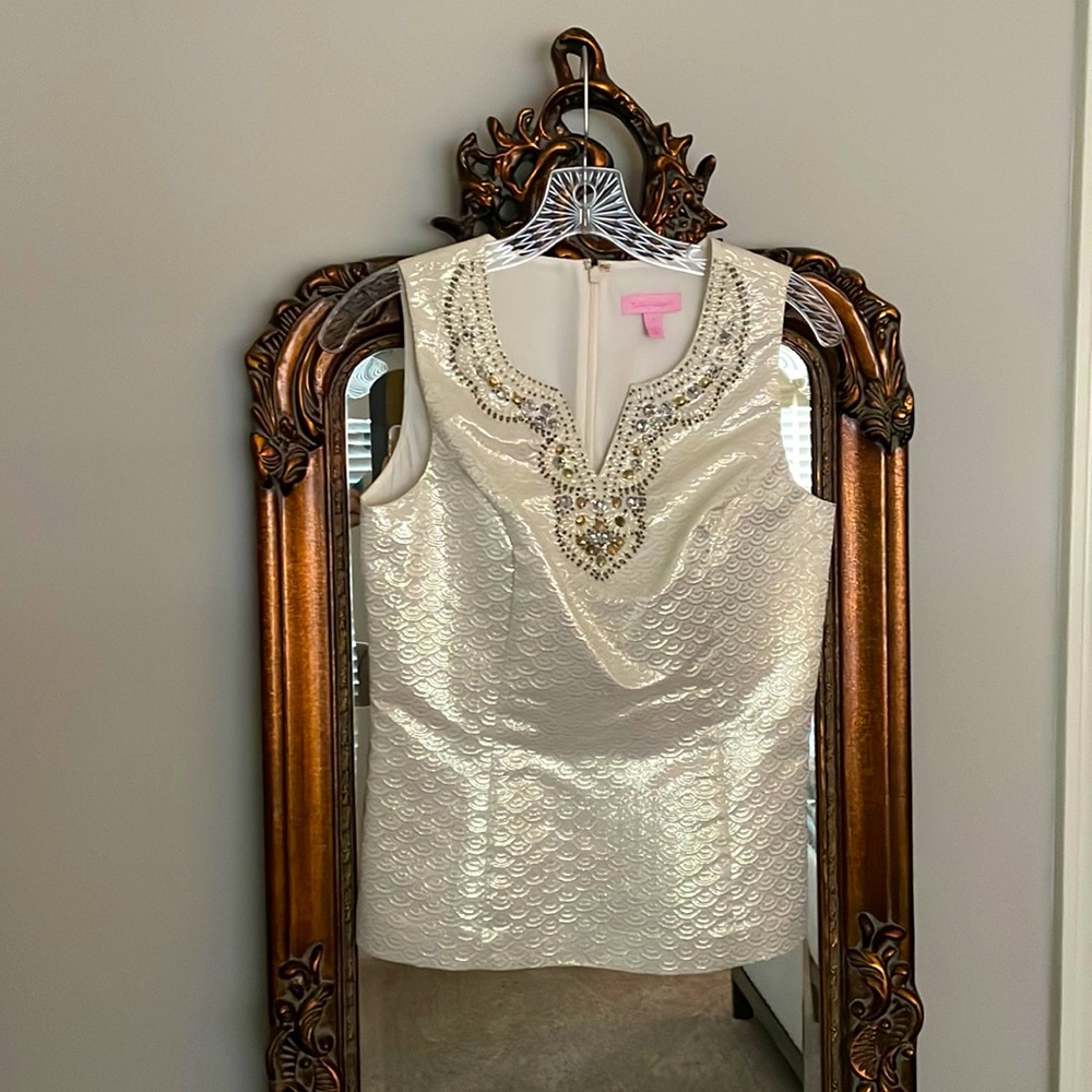 🌷5/$40. Lily Pulitzer White Embellished Top Size 2